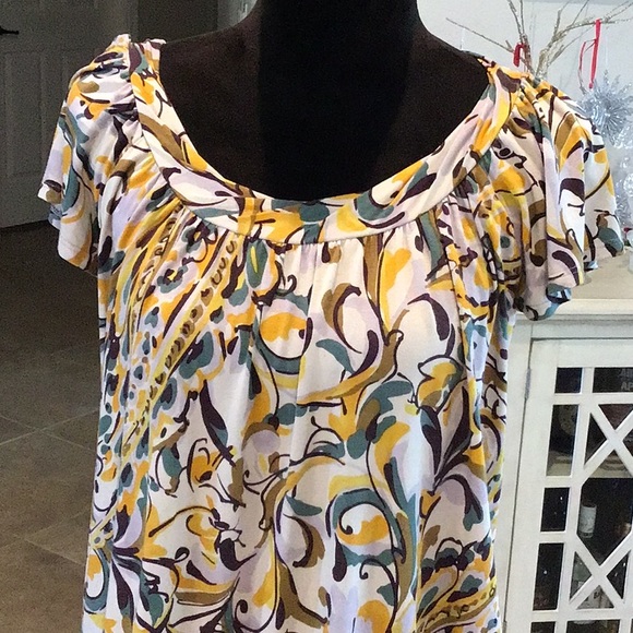 SoCa St. John flutter sleeve t, loose elastic bottom, size M - Picture 2 of 9